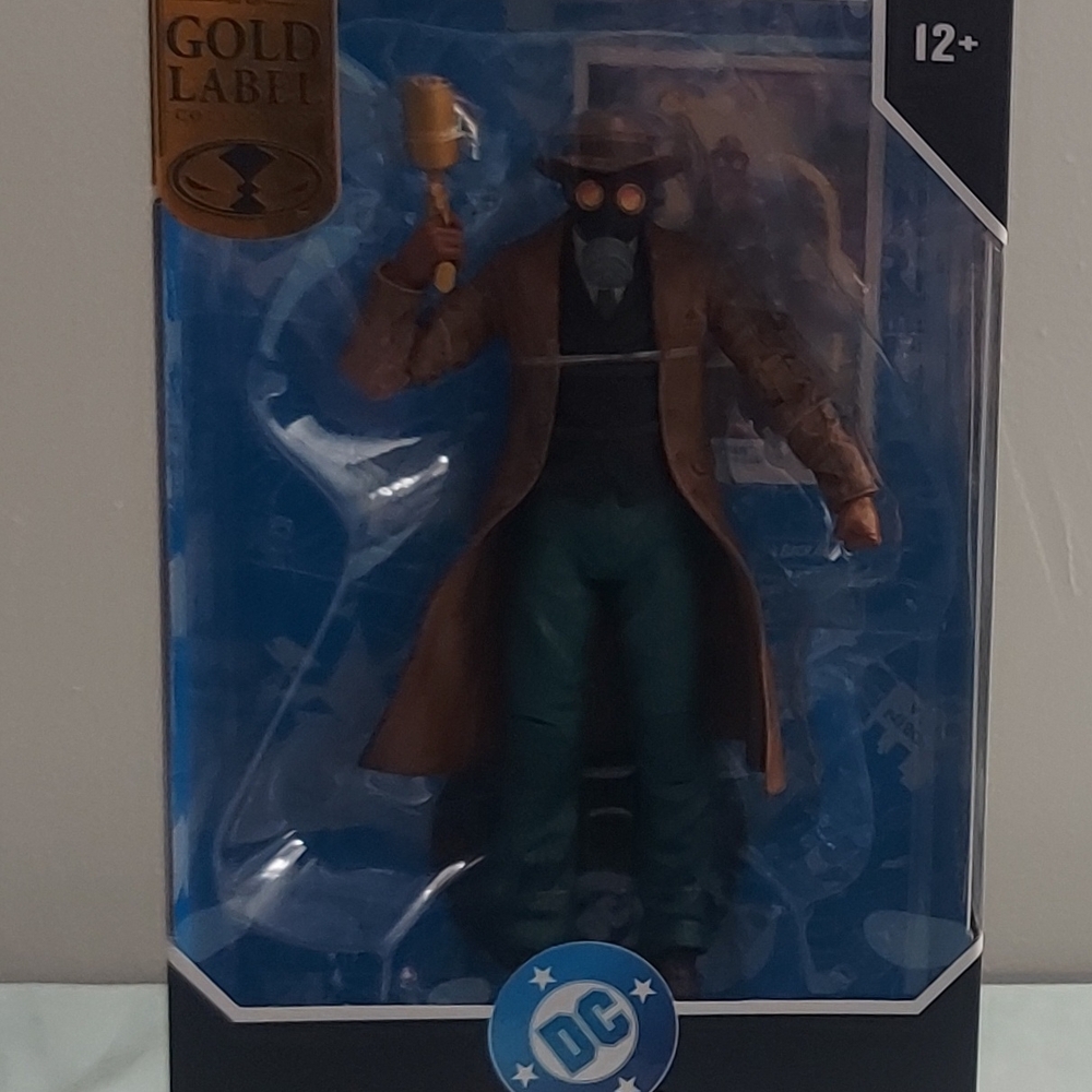 DC Gold Label Trench Coat Figure in Brown and Teal